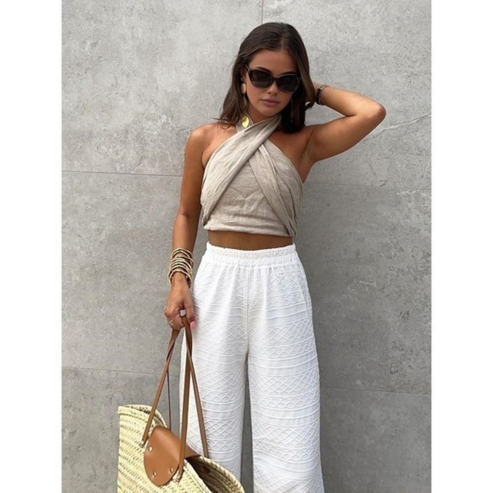 Commense Beige Cross-Halter Crop Top